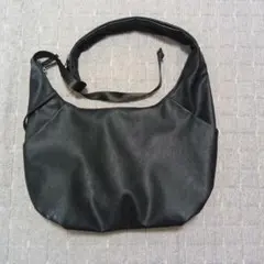 【GU】コクーンショルダーバッグ