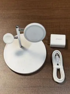MagGo Wireless Charging Station 3-in-1