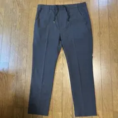 BEAMS パンツ　スラックス 黒のサムネイル