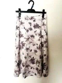【 PROPORTION BODY DRESSING 】花柄スカート