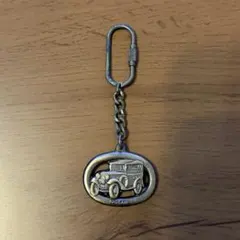 NISSAN 50周年記念 キーホルダー クラシックカーm1063 - メルカリ