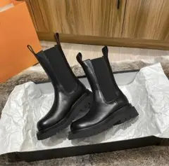 【新品、未使用】サイドゴアブーツ24.5cm