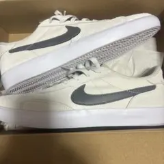 NIKE ヘリテージバルク　SB スニーカー ホワイト グレー ローカットのサムネイル