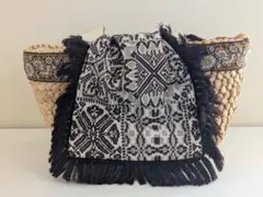 GW期間中お値下げです♪】美品 あちゃちゅむ ゴブラン織り薔薇刺繍 