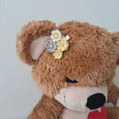 花モチーフ ヘアクリップ