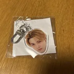 TREASURE 顔アクキー ドヨン