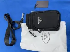 PRADA スマホショルダーバッグ ナイロン ブラック