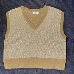 Té chichi TERRASSE Vネックニットベスト 春夏秋 マスタード