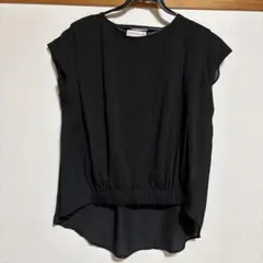 新品♡しまむら 黒 半袖 トップス Uネック 春夏