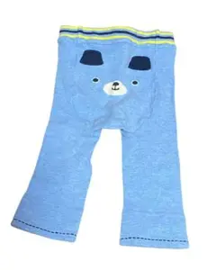 Item thumbnail for item d189b86a-e5eb-4f47-81a3-4aa256e4d47a