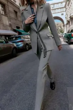 新品未使用　ZARA ボタン1つ付き、フィットブレザー