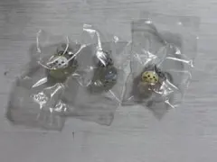 ちいかわ めじるしアクセサリー 2 うさぎ　ハチワレ　ちいかわ