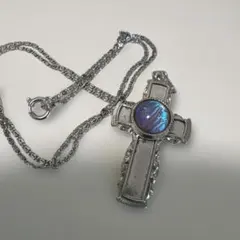 モルフォ蝶付き十字架ネックレス