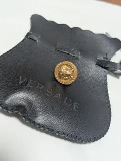 ヴェルサーチェ（Versace）メドゥーサロゴのネクタイピン - メルカリ