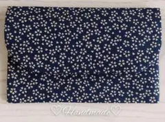 ハンドメイド 念珠ケース懐紙入れ茶道 数珠入れマスク通帳お札ポーチ 和柄 桜 紺のサムネイル