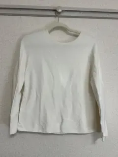 UNIQLO ホワイト 長袖 トップス