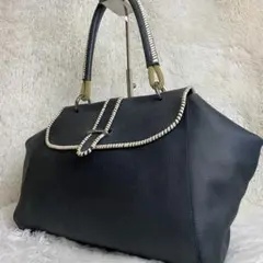 Item thumbnail for item d6b18c5f-8e40-4ae5-bab2-23b56776241d