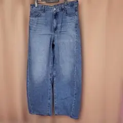 Item thumbnail for item bda5b8d7-c496-4ddb-9575-9a9f5895c15d