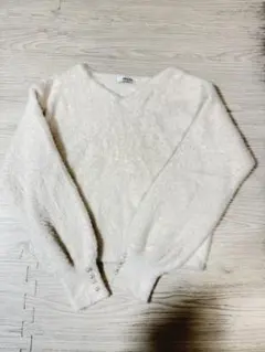INGNI フェザーニット 長袖 パールボタン ホワイト⭐︎美品