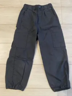 ユニクロ　カーゴパンツ　黒　110cm