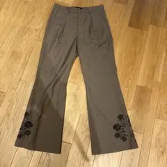 HARE ブラウン フレアパンツ 花柄刺繍