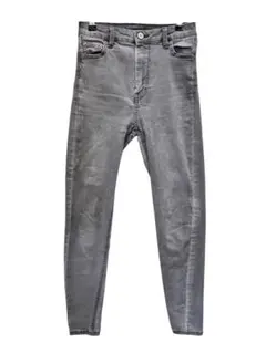 Bershka ベルシュカ スキニーデニム　ストレッチ レディース