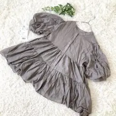 3wayバルーンスリーブティアードシアーシャツ グレイッシュベージュ　Mサイズ