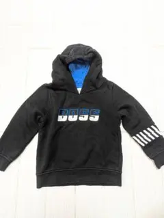 BOSS フード付　パーカー　サイズ102