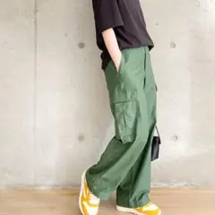 ユニクロ　カーゴパンツ S