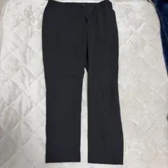 UNIQLO 黒 スラックス ウエスト79cm レングス73cm