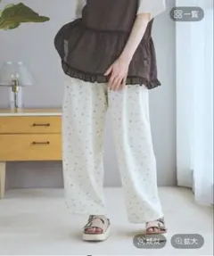 ニコアンド　アソートカーブカットパンツ　Mのサムネイル