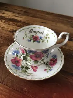 2025年最新】ロイヤルアルバート 皿の人気アイテム - メルカリ