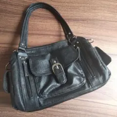 【しまむら】フロント＆サイドポケット付 ショルダーバッグ 黒 合皮 軽量