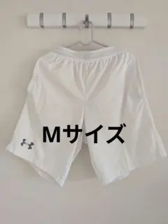 アンダーアーマー ショートパンツ ホワイト Мサイズ