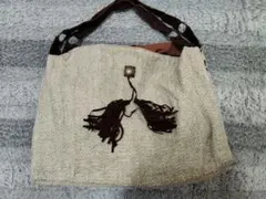 【匿名配送】チャイハネ　ショルダーバッグ　底に汚れあり