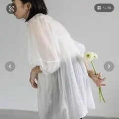 セレクトモカ　ボリュームスリーブシアーチュニック　春服