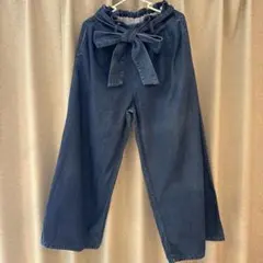 リボン付き　GUのワイドパンツ　ブルー