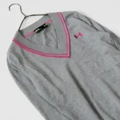 UNDER ARMOUR　アンダーアーマー▼Vネックニット▼Mサイズ