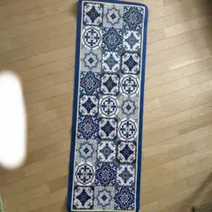 タイル模様のキッチンマット