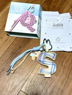 PIN FOR LOVE イニシャル S