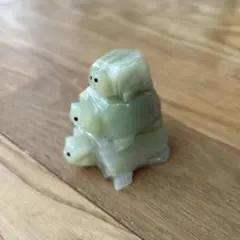 亀の置物　石製のサムネイル