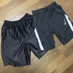 Nike 黒 ハーフパンツ サイドライン