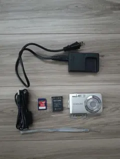 NikonCOOLPIX S210新品バッテリー 動作確認済みレトロコンデジ