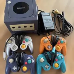 ゲームキューブ　本体　セット　コントローラー　4つ付き