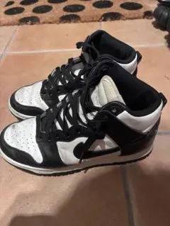 Nike ハイカットスニーカー ホワイト/ブラック