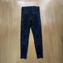 CW-X 黒いストレッチタイツ ウィメンズMサイズ