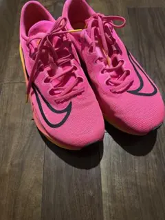 NIKE zoomx 27.5