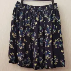 【値下げ】【ロペピクニック】ネイビー 花柄 スカート【M】