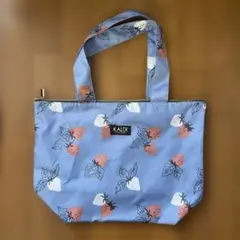 いちごバッグ＊カルディのサムネイル