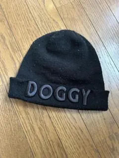 H&M 黒 ニット帽 DOGGY刺繍 ワンサイズ